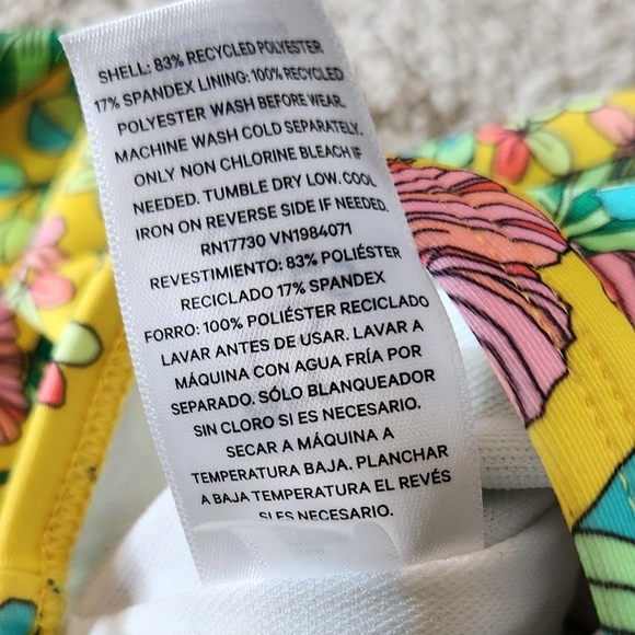 Girls' Tropics Utopia Floral Printed Rash Guard Top Only - Art Class - Picture 9 of 12